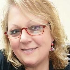 Meet your Posher, Angie